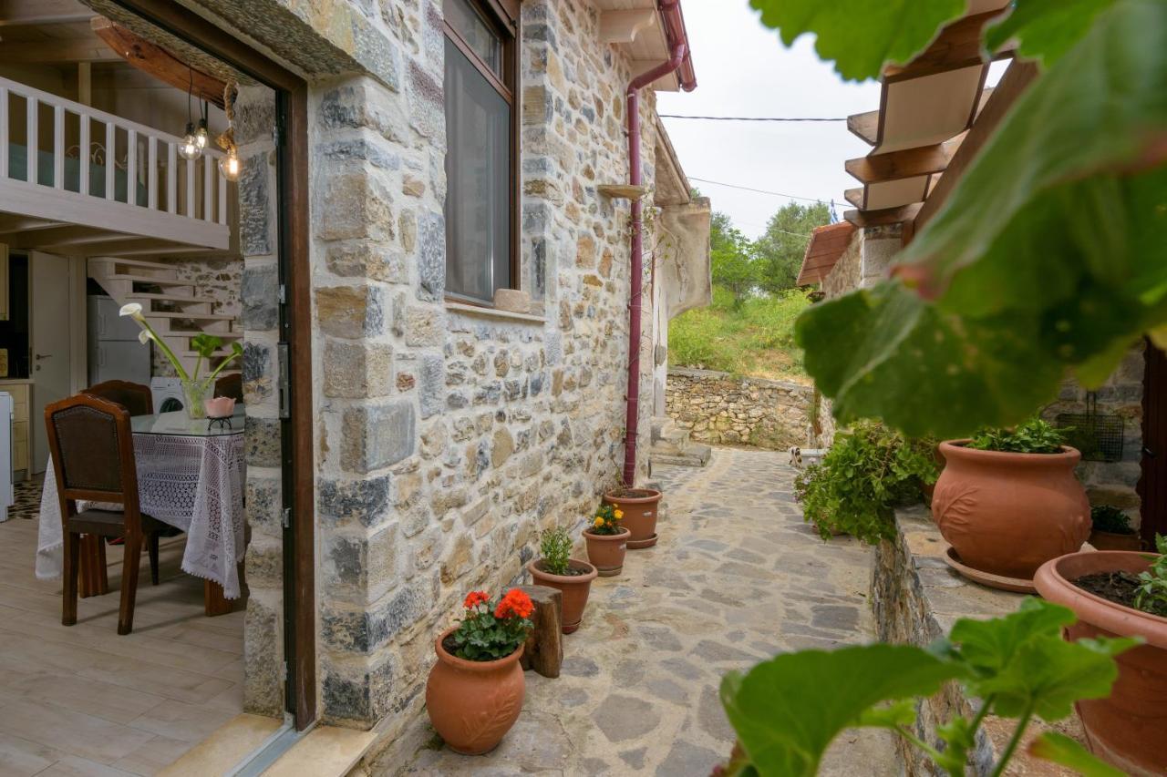 Вилла Platipodi Stone House Nikithianos Экстерьер фото